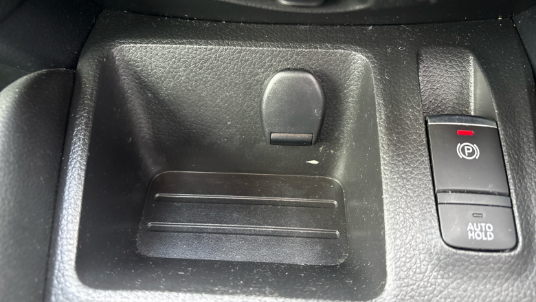 Nissan Qashqai 1.3 DiG-T Tekna 5dr Petrol Hatchback